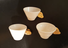 Load image into Gallery viewer, Cup with gilded wings
